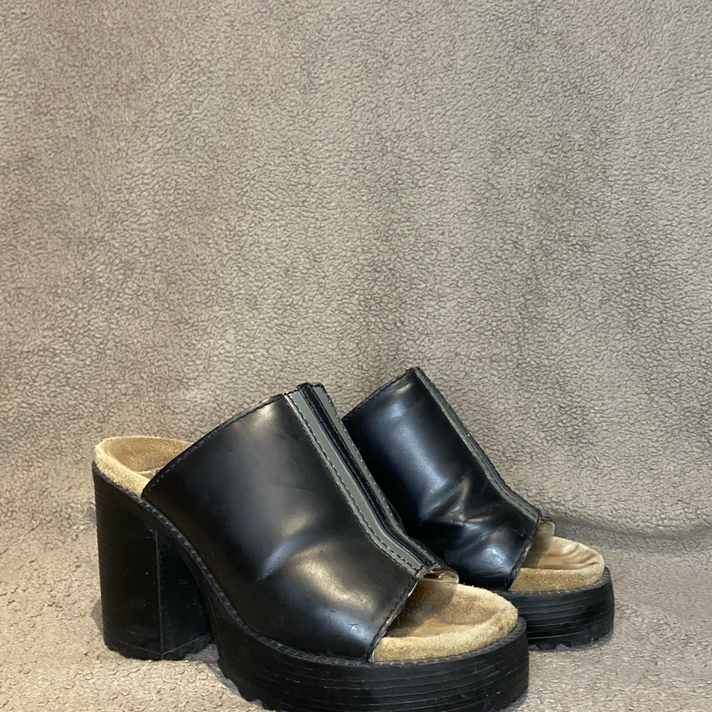 Vintage Chunky London Underground Sandals